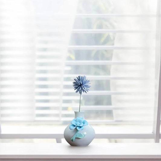 CEUYGT Handmade Flower Ceramic Vase for Home Living Room Office Desktop Decoration,Mini 3D Ceramic Vase(Style D)